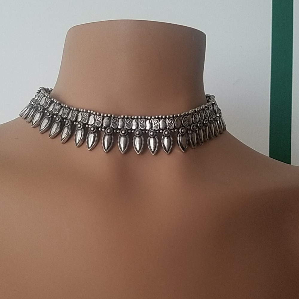 Silver Choker